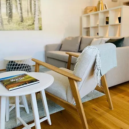 Vinestia Cityloft Storchenblick, Non-serviced Appartamento Leibnitz